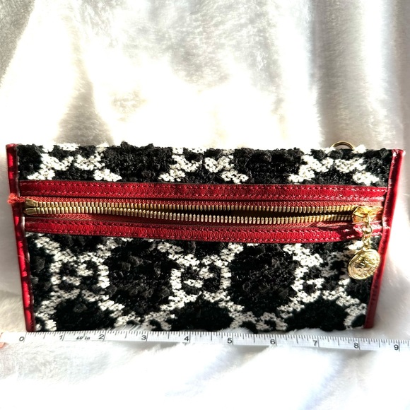 LIMITED EDITION GUCCI Monogram Tweed Clutch - Picture 8 of 8